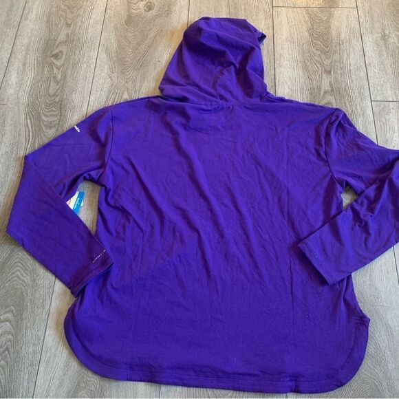 Columbia woman’s college sun trek hooded pullover - Picture 2 of 5